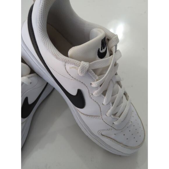 Fetch Nike Court Vision Low Next Nature White &  Black size 4.5 Y, 6 W Athletic - Picture 8 of 9